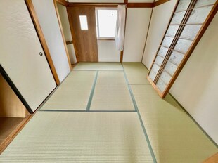 寝屋川市堀溝3丁目貸家の物件内観写真